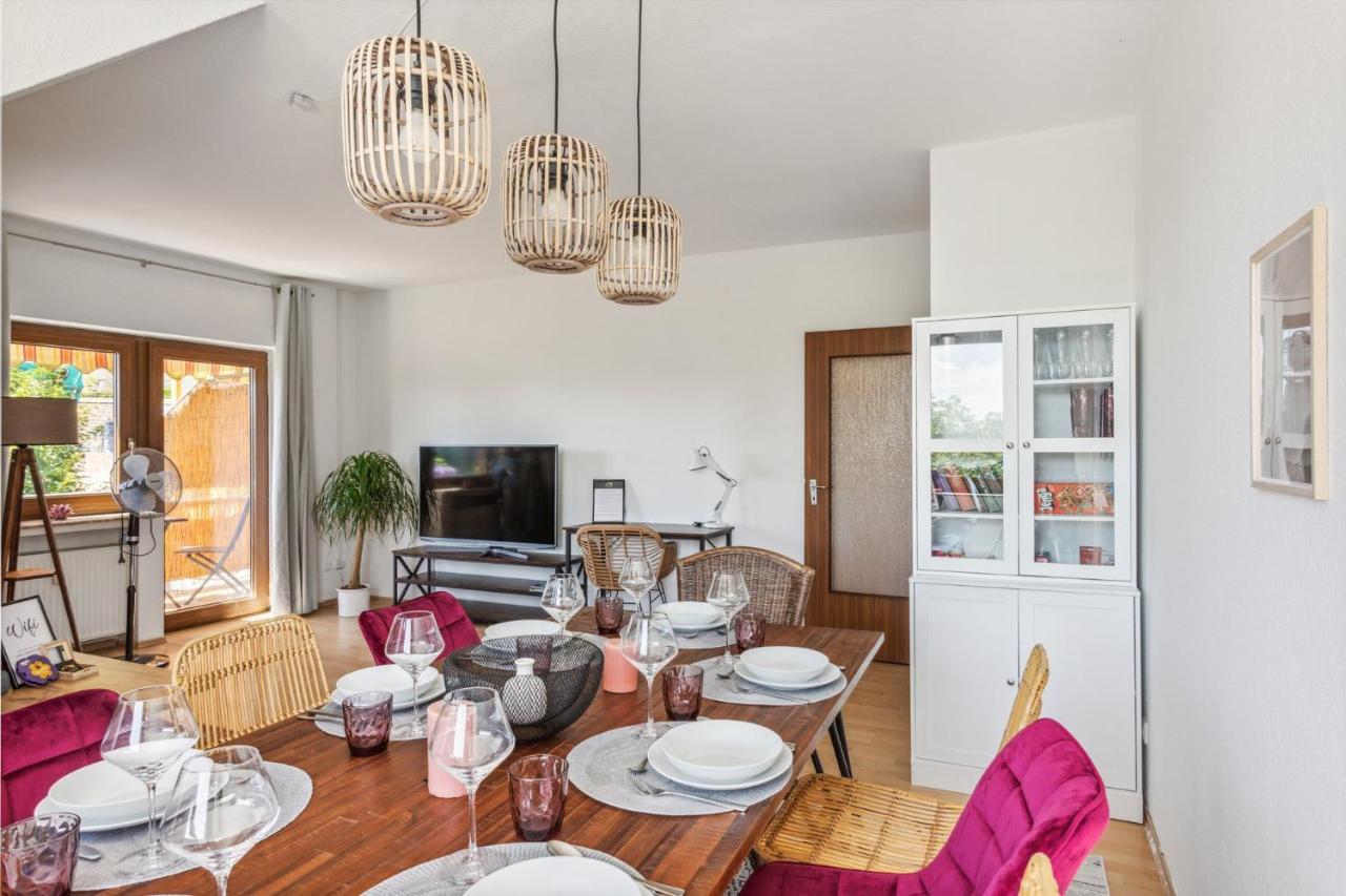 Charysma - Weserufer, Stylish, Schlafzimmer Mit Smart-Tv, 2 Parkplaetze Хамельн Экстерьер фото